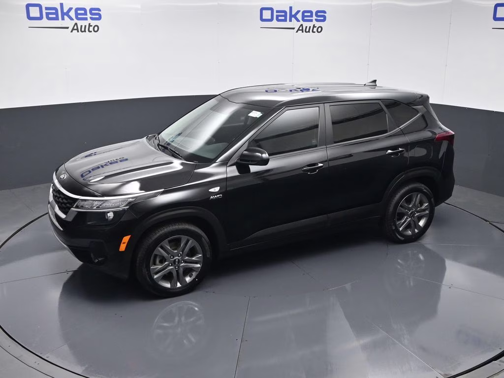 2021 Cherry Black Kia Seltos LX AWD SUV