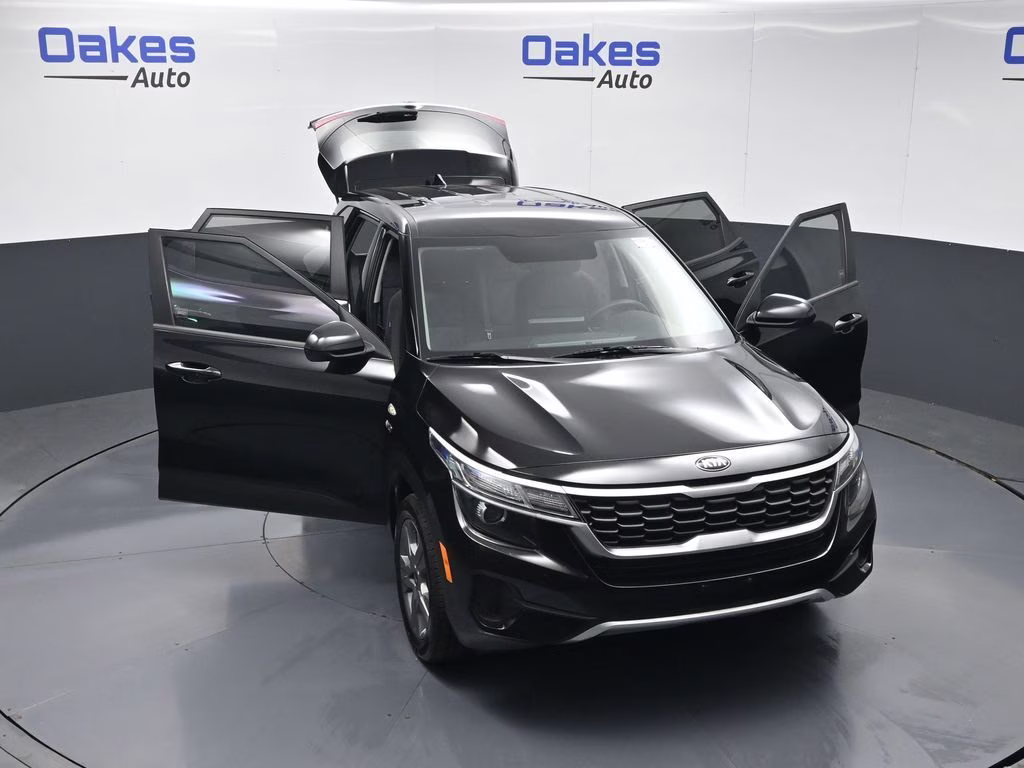 2021 Cherry Black Kia Seltos LX AWD SUV