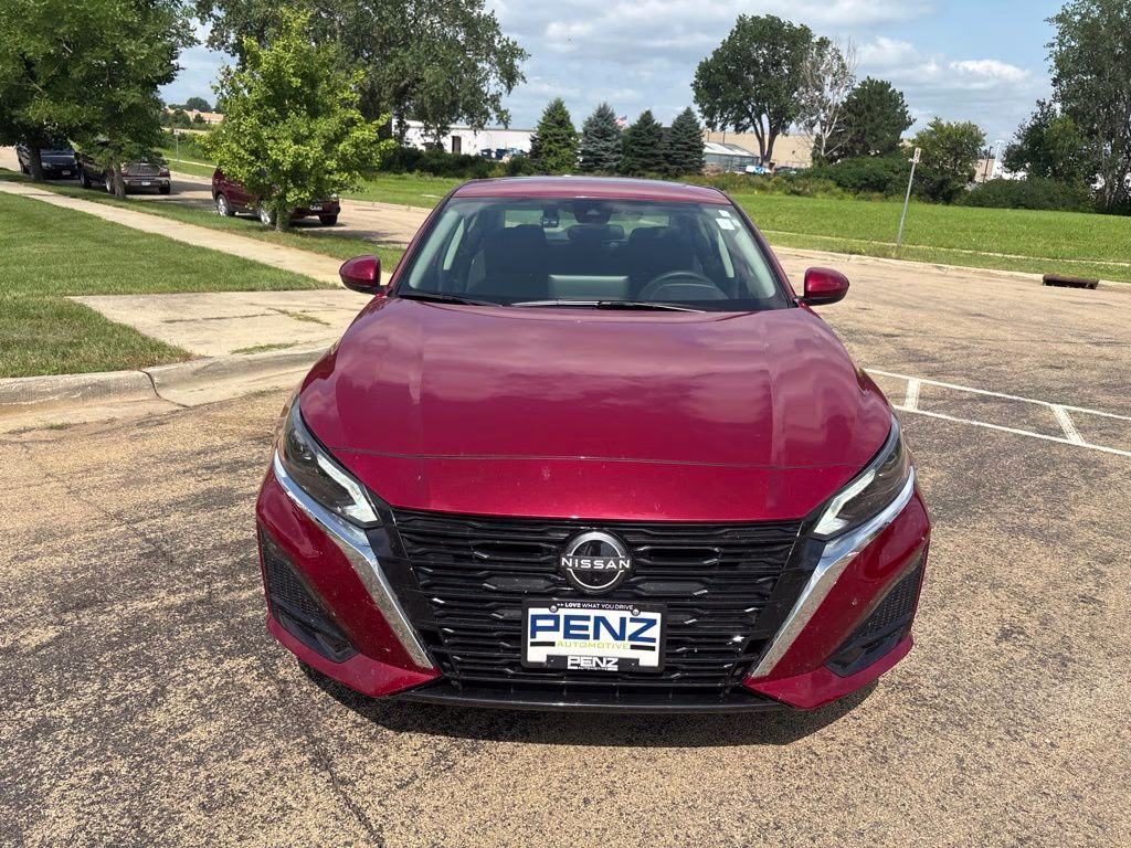 2025 Scarlet Ember Nissan Altima 2.5 SV AWD Sedan