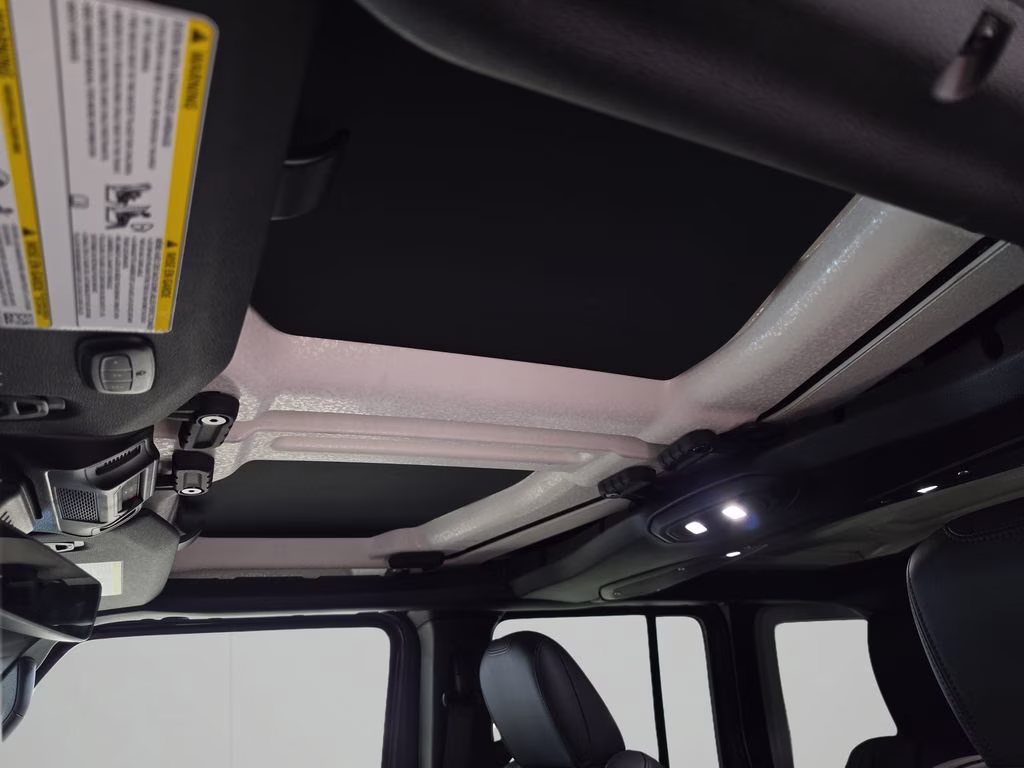 2026 Anvil Clear Coat Jeep Wrangler Rubicon X 4X4 SUV