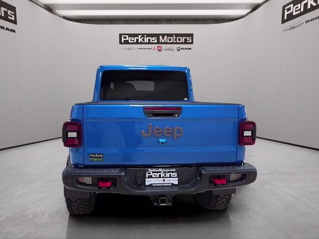 2021 Hydro Blue Pearlcoat Jeep Gladiator Rubicon 4X4 Truck