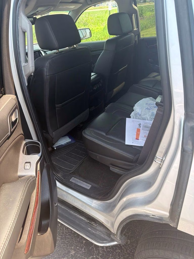 2017 Quicksilver Metallic GMC Yukon SLT w/Preferred Equipt & Bose Premium Audio 4X4 SUV