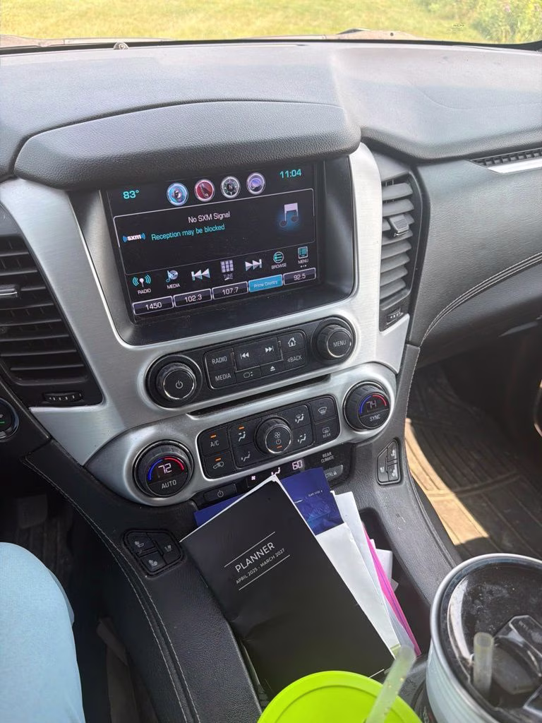 2017 Quicksilver Metallic GMC Yukon SLT w/Preferred Equipt & Bose Premium Audio 4X4 SUV