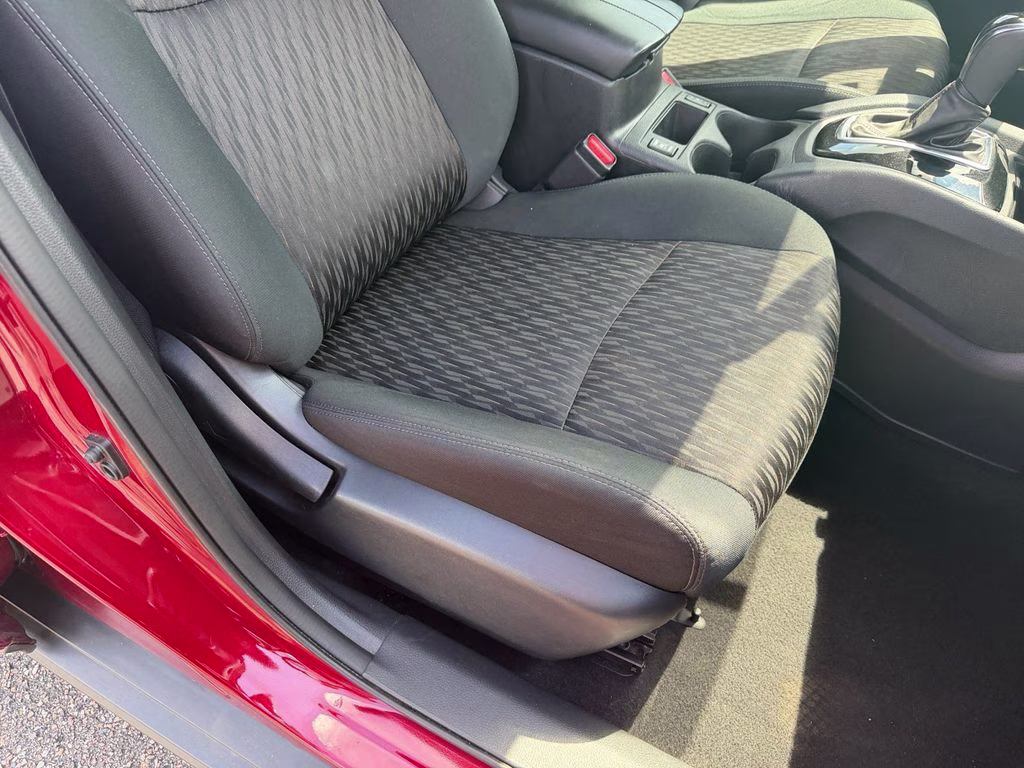 2018 Scarlet Ember Nissan Rogue SV w/Comfort & Convenience Pkgs AWD SUV