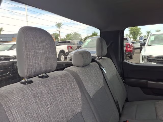 2022 Black Metallic Ford F-150 Lightning XLT AWD Truck