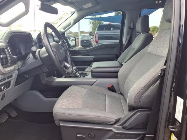 2022 Black Metallic Ford F-150 Lightning XLT AWD Truck