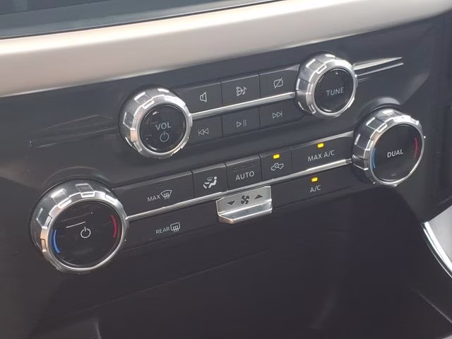 2022 Black Metallic Ford F-150 Lightning XLT AWD Truck