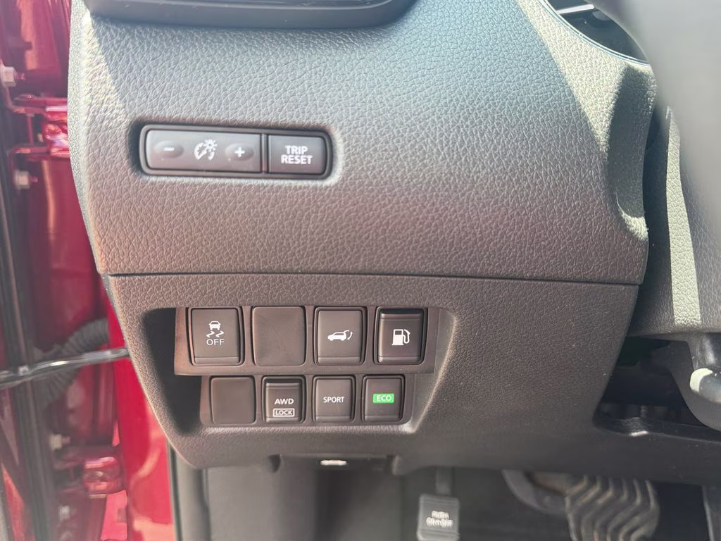 2018 Scarlet Ember Nissan Rogue SV w/Comfort & Convenience Pkgs AWD SUV