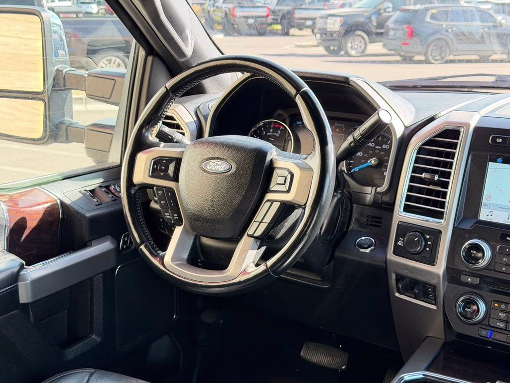 2017 Magnetic Ford Super Duty F-350 SRW Platinum 4X4 Truck