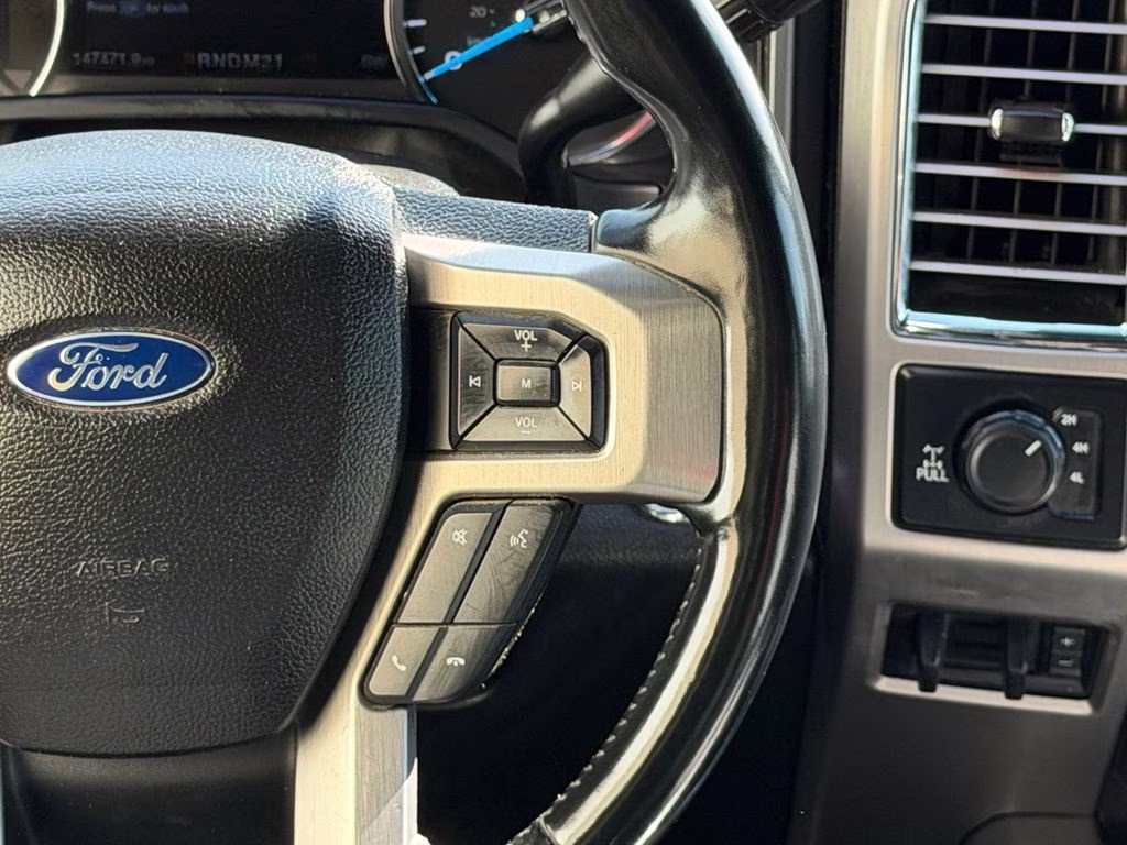2017 Magnetic Ford Super Duty F-350 SRW Platinum 4X4 Truck