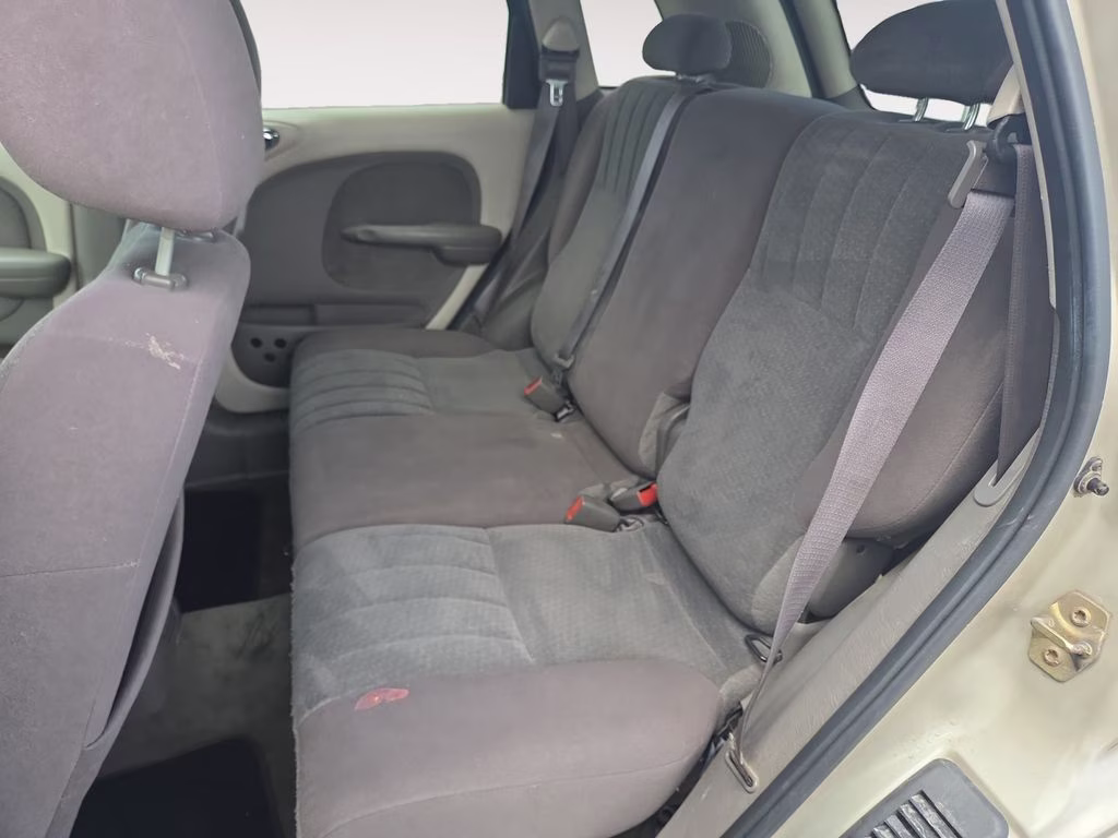 2005 Linen Gold Pearl Metallic Chrysler PT Cruiser Touring FWD Crossover