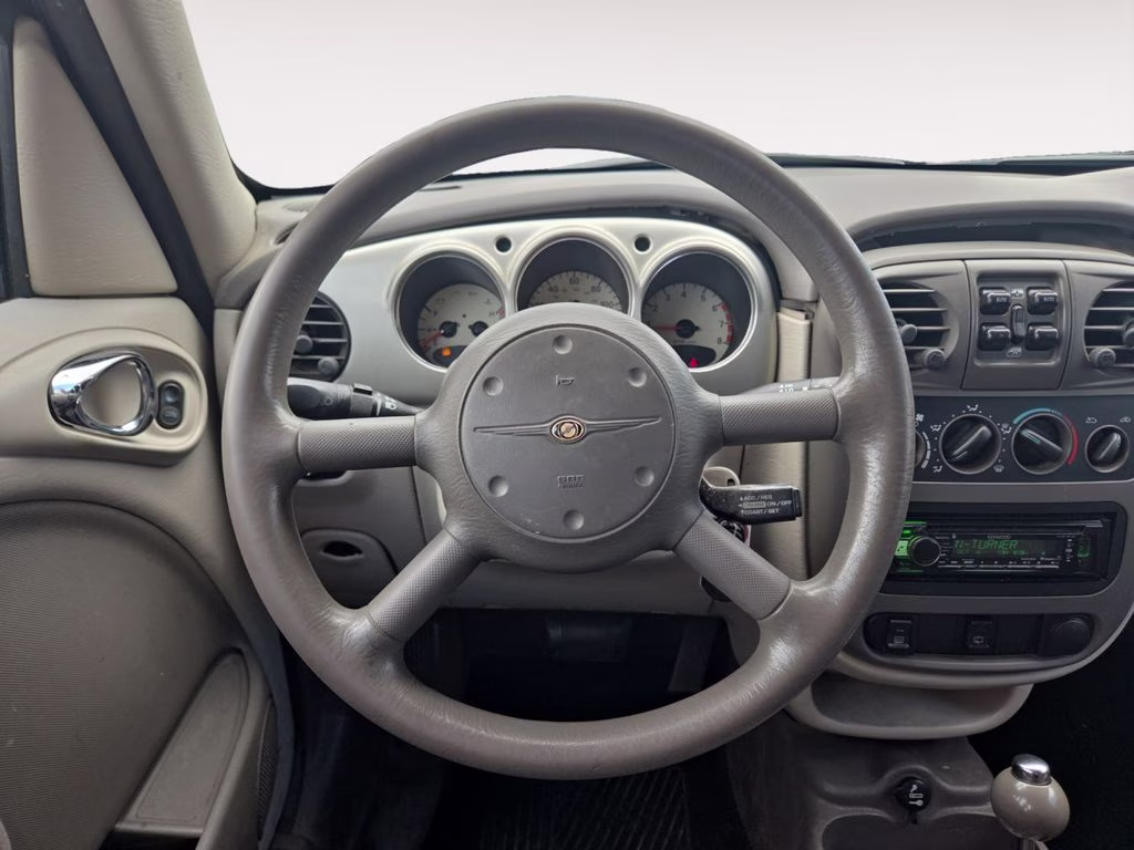2005 Linen Gold Pearl Metallic Chrysler PT Cruiser Touring FWD Crossover