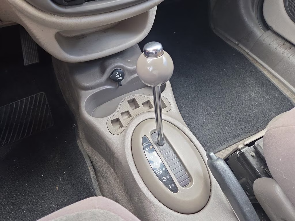 2005 Linen Gold Pearl Metallic Chrysler PT Cruiser Touring FWD Crossover