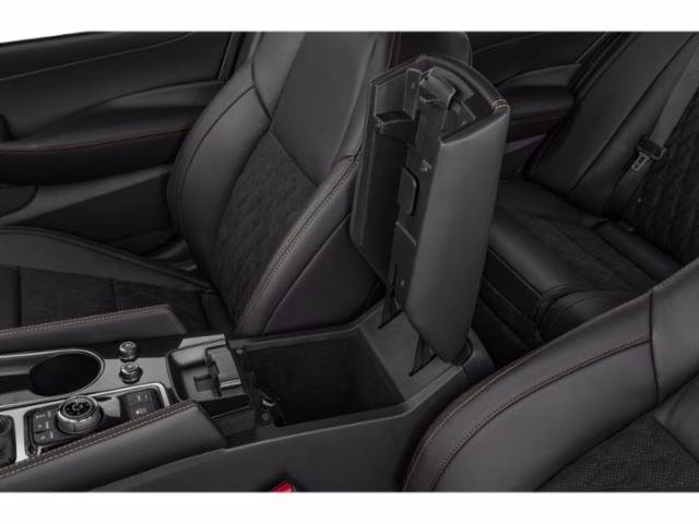 2023 Pearl White Tricoat Nissan Maxima SR FWD Sedan