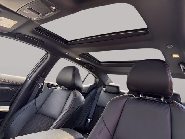 2023 Pearl White Tricoat Nissan Maxima SR FWD Sedan