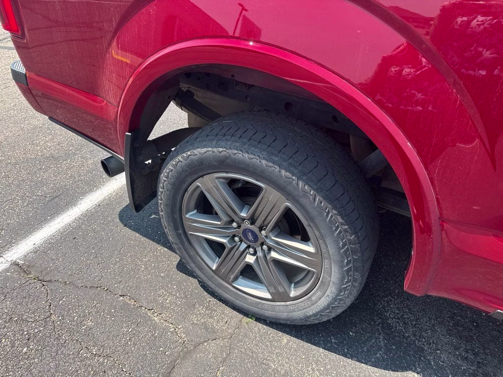 2020 Ford F-150 Lariat FX4 w/Trailer Tow & Twin Panel Moonroof 4X4 Truck