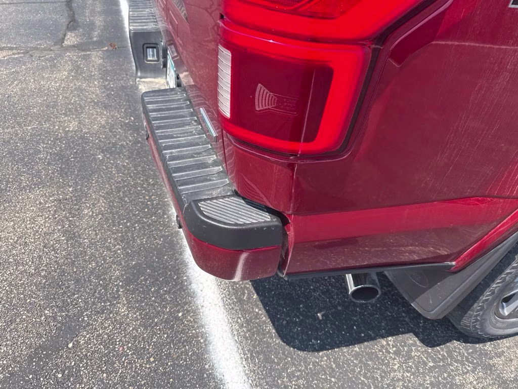 2020 Ford F-150 Lariat FX4 w/Trailer Tow & Twin Panel Moonroof 4X4 Truck