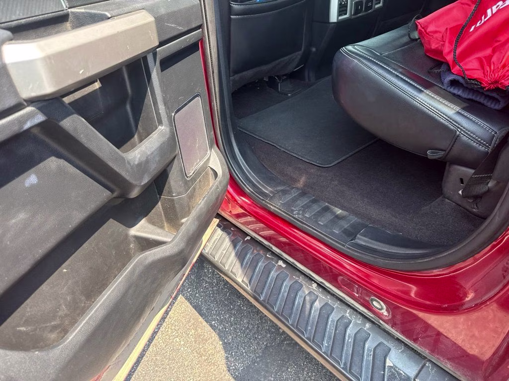 2020 Ford F-150 Lariat FX4 w/Trailer Tow & Twin Panel Moonroof 4X4 Truck