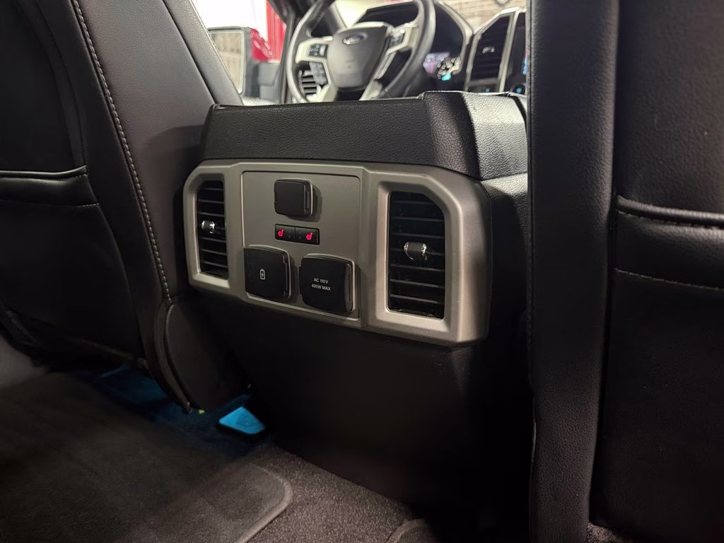 2020 Ford F-150 Lariat FX4 w/Trailer Tow & Twin Panel Moonroof 4X4 Truck