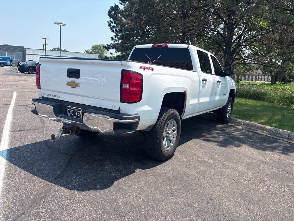 2015 Summit White Chevrolet Silverado 2500HD LT 4X4 Truck