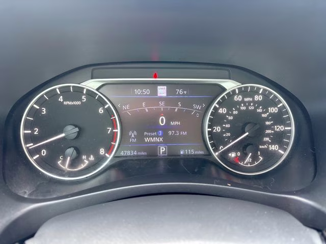 2021 Scarlet Nissan Altima 2.5 SL FWD Sedan
