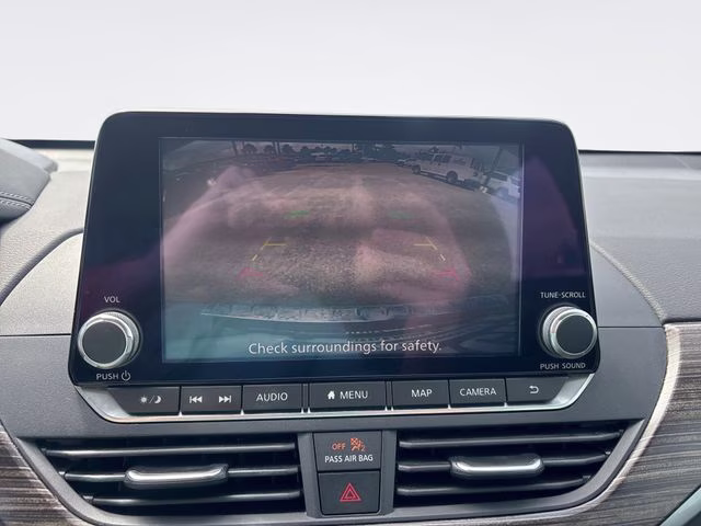 2021 Scarlet Nissan Altima 2.5 SL FWD Sedan