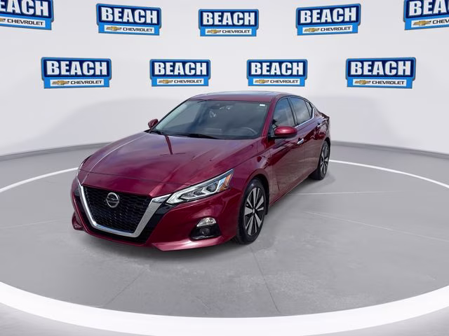 2021 Scarlet Nissan Altima 2.5 SL FWD Sedan