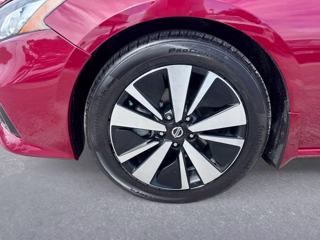 2021 Scarlet Nissan Altima 2.5 SL FWD Sedan