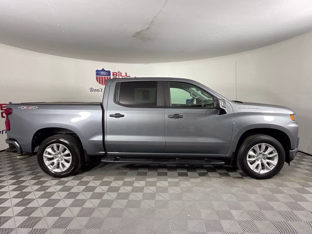 2020 Steel Metallic Chevrolet Silverado 1500 Custom 4X4 Truck