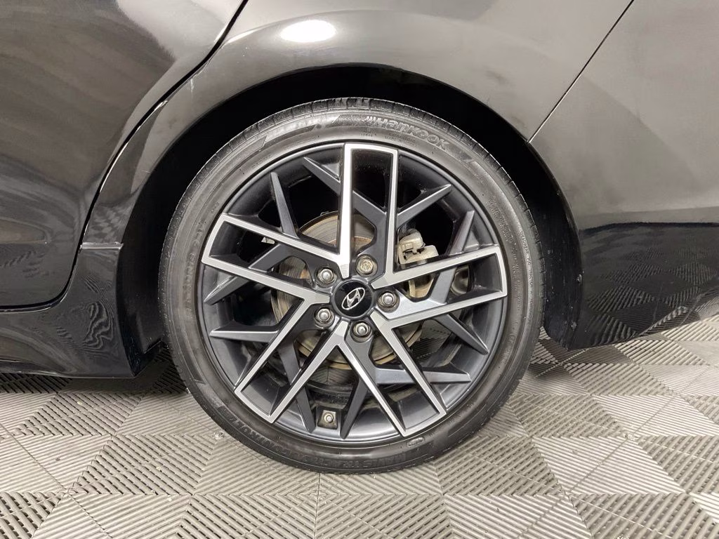 2020 Phantom Black Hyundai Elantra Sport FWD Sedan