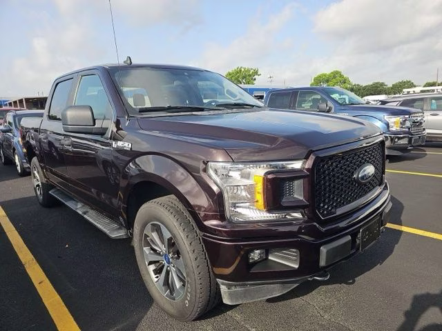 2020 Magma Red Ford F-150 XL 4X4 Truck