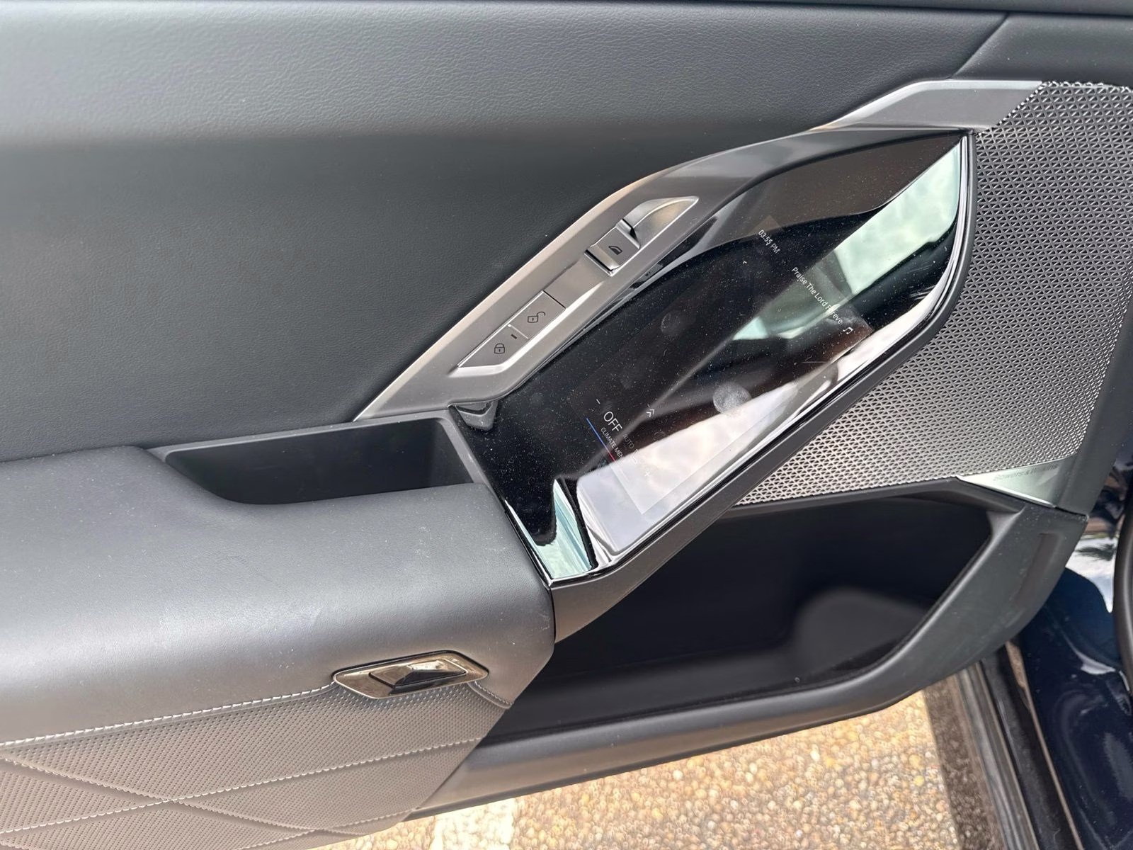 2023 Carbon Black Metallic BMW 7 Series 740i RWD Sedan