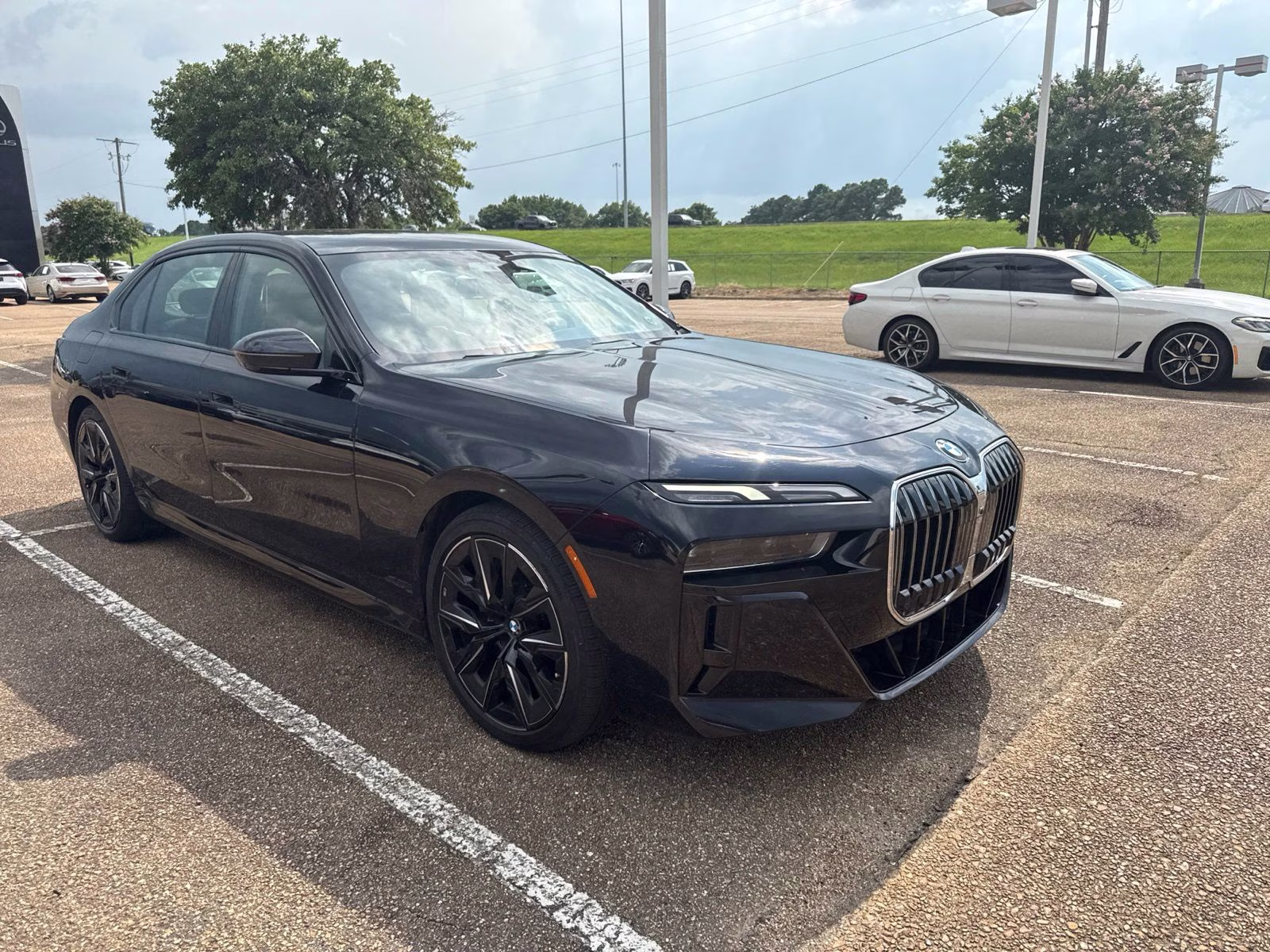 2023 Carbon Black Metallic BMW 7 Series 740i RWD Sedan