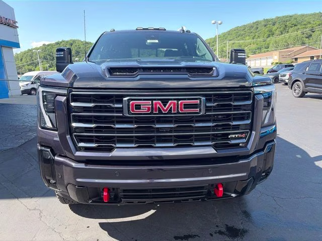 2026 Titainium GMC Sierra 2500HD AT4 4X4 Truck
