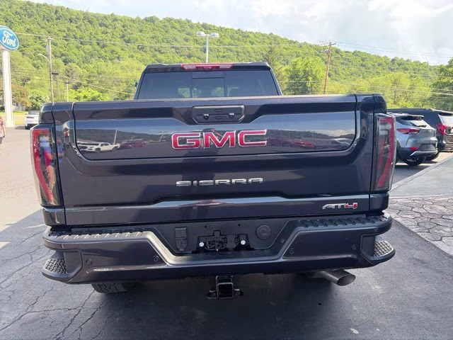 2026 Titainium GMC Sierra 2500HD AT4 4X4 Truck
