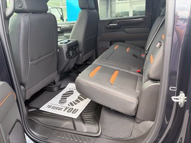 2026 Titainium GMC Sierra 2500HD AT4 4X4 Truck