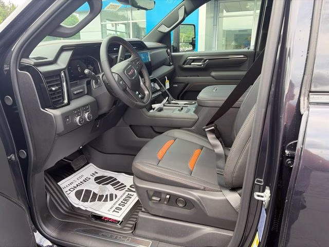 2026 Titainium GMC Sierra 2500HD AT4 4X4 Truck