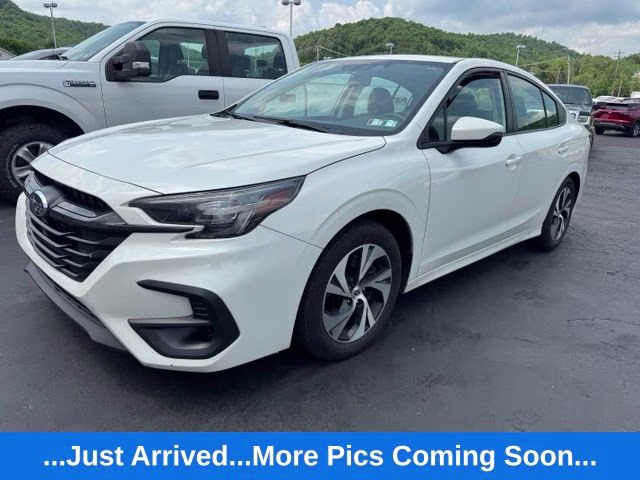 2022 Crystal White Pearl Subaru Legacy Premium AWD Sedan