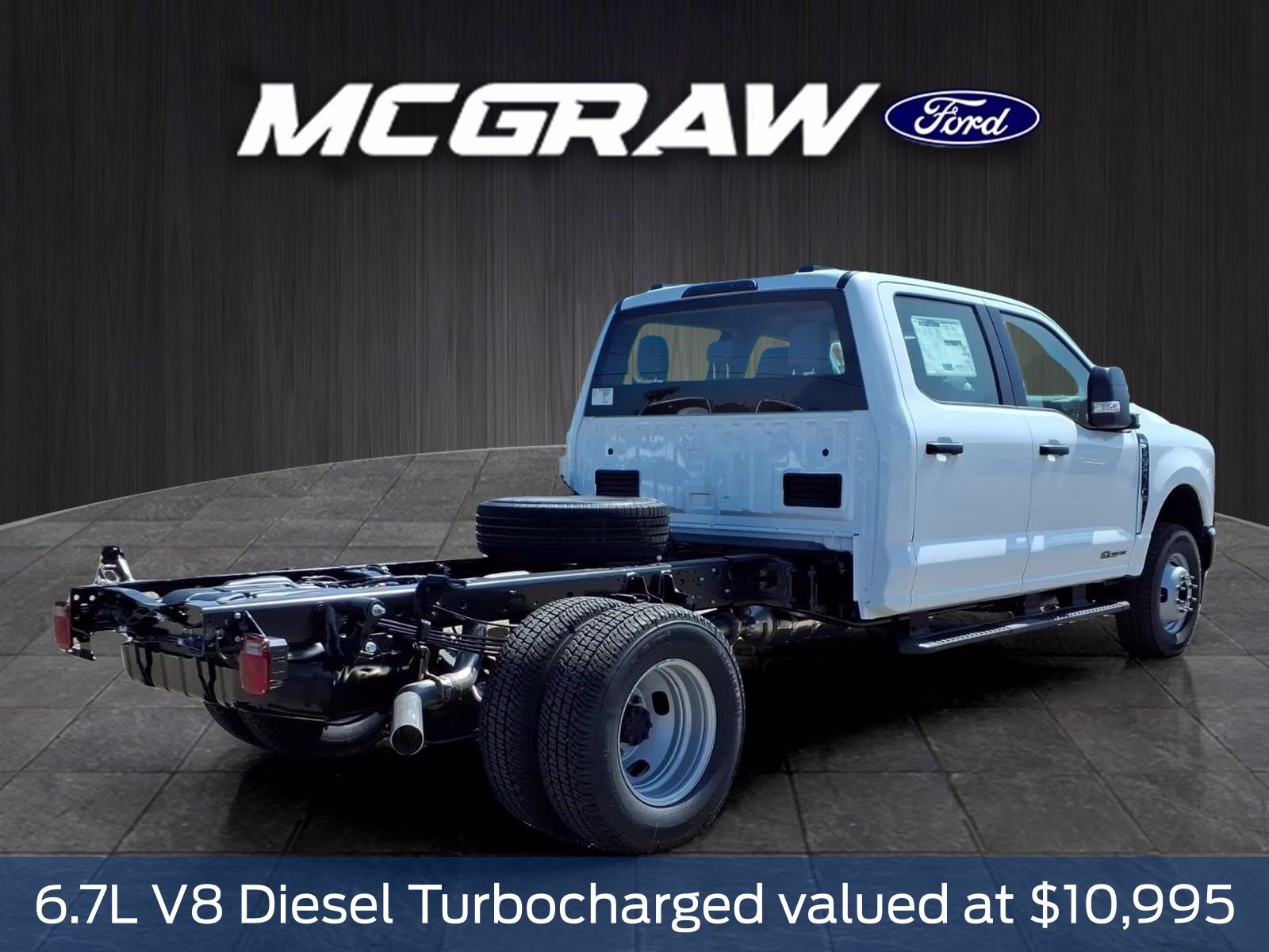 2026 Oxford White Ford Super Duty F-350 DRW XL 4X4 Chassis
