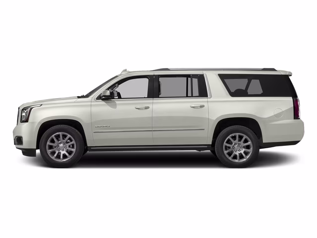 2017 White Frost Tricoat GMC Yukon XL Denali RWD SUV