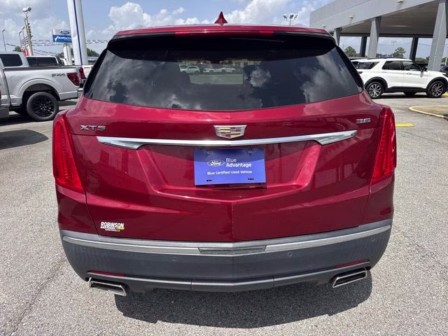 2019 Red Cadillac XT5 Luxury FWD SUV