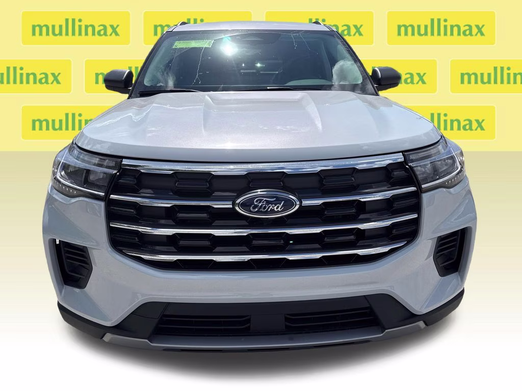 2026 Space White Metallic Ford Explorer Active RWD SUV