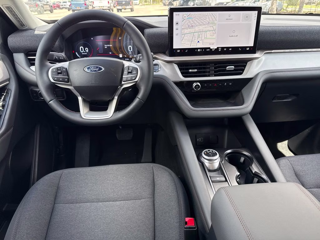 2026 Space White Metallic Ford Explorer Active RWD SUV