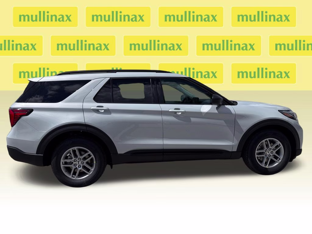 2026 Space White Metallic Ford Explorer Active RWD SUV