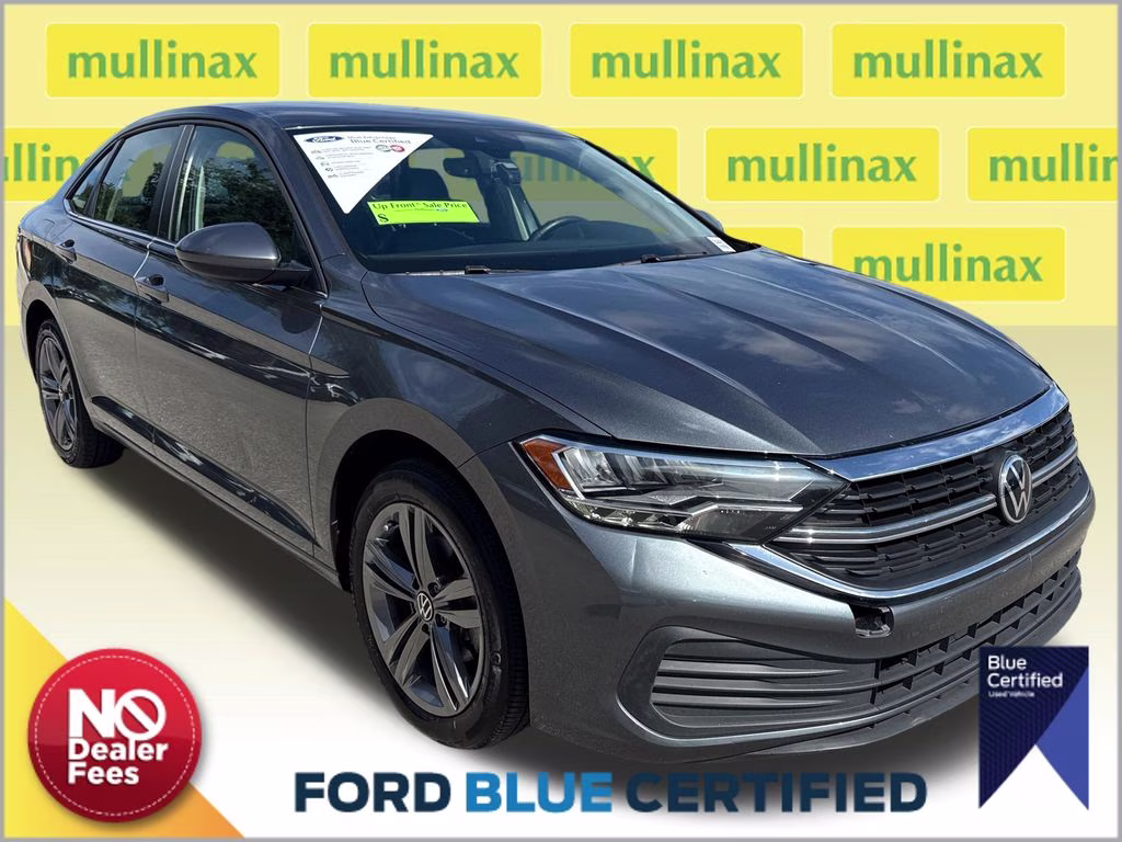 2022 Platinum Gray Metallic Volkswagen Jetta 1.5T SE FWD Sedan