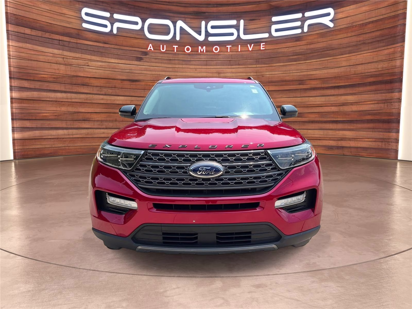 2024 Rapid Red Metallic Tinted Clearcoat Ford Explorer XLT 4X4 SUV