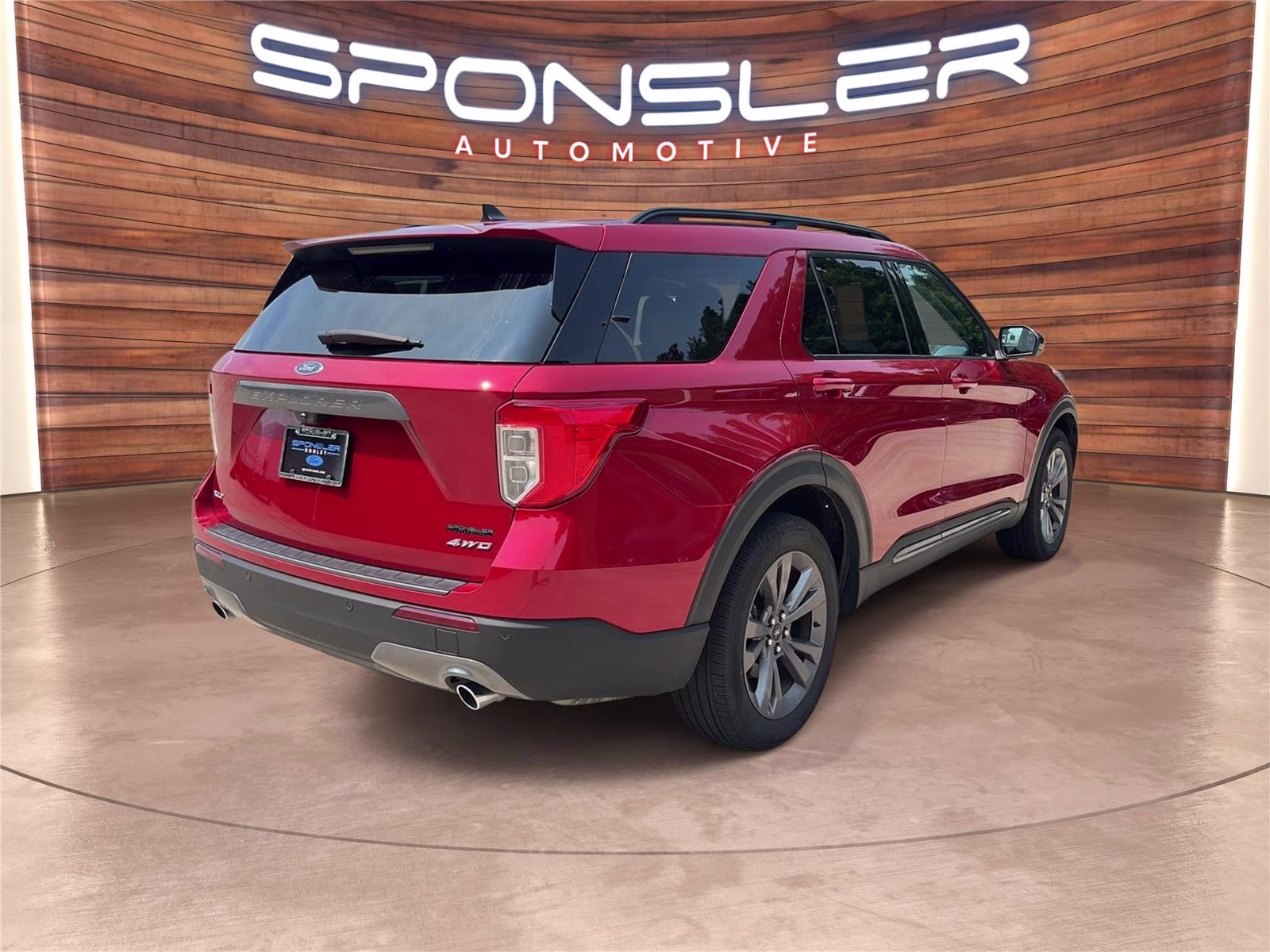 2024 Rapid Red Metallic Tinted Clearcoat Ford Explorer XLT 4X4 SUV
