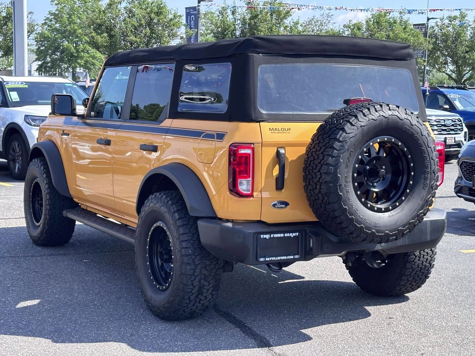 2022 Cyber Orange Metallic Tricoat Ford Bronco Big Bend 4 Door 4x4 4X4 SUV