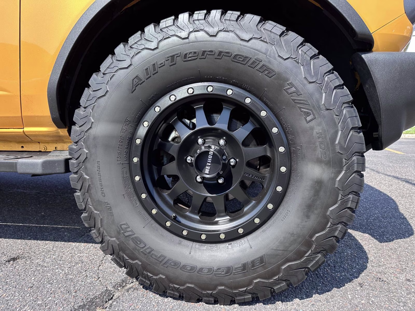2022 Cyber Orange Metallic Tricoat Ford Bronco Big Bend 4 Door 4x4 4X4 SUV