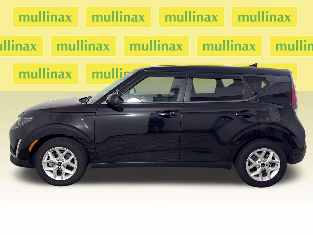 2024 Fusion Black Kia Soul S FWD Hatchback